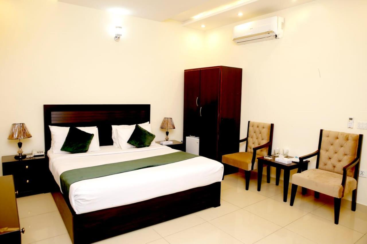 Hotel Noor Plaza Lahore Luaran gambar